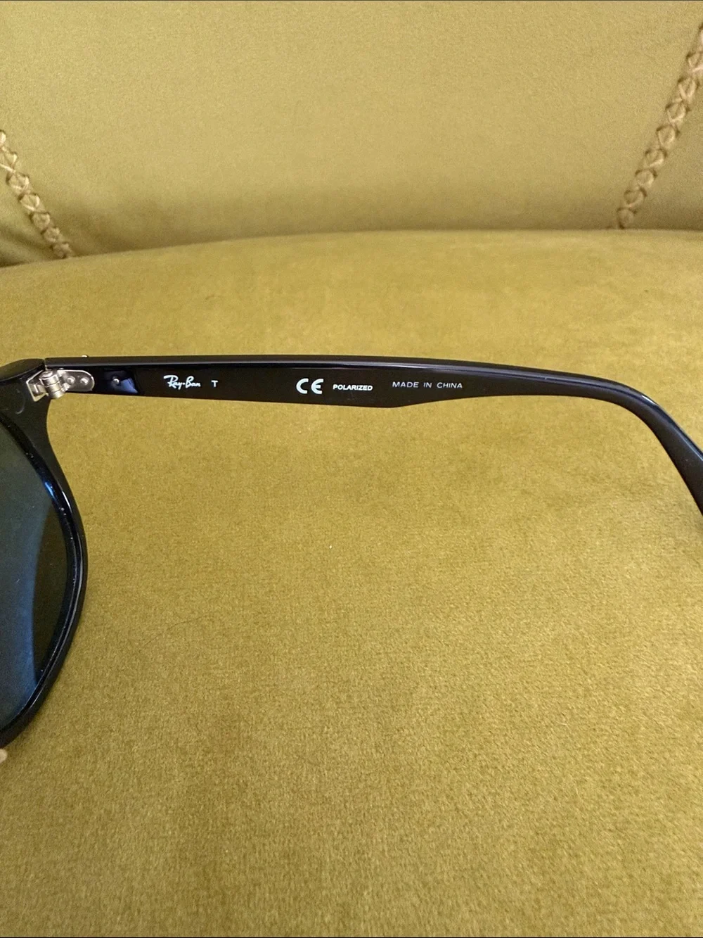 Ray-Ban stylish ray